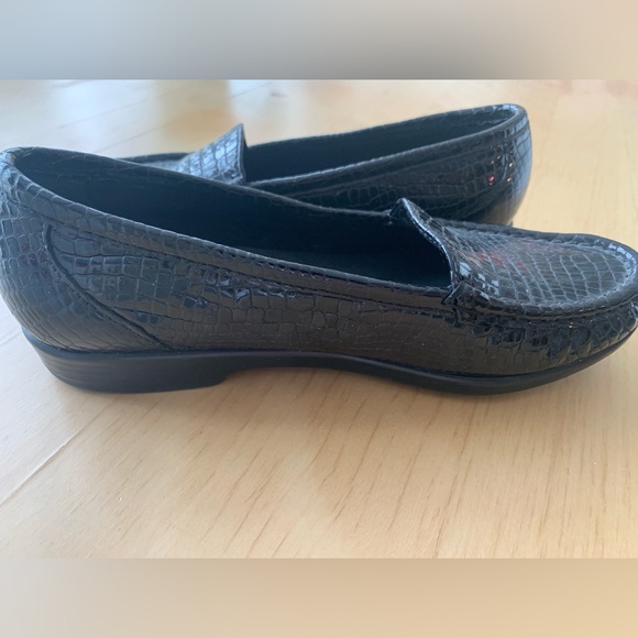 SAS - Women’s Shoes - Picture 4 of 5